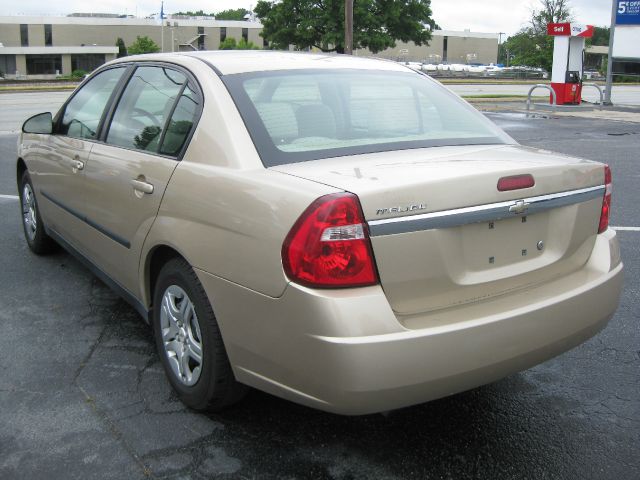 2005 Chevrolet Malibu Base