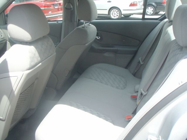 2005 Chevrolet Malibu Base