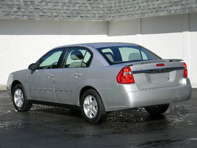 2005 Chevrolet Malibu Base