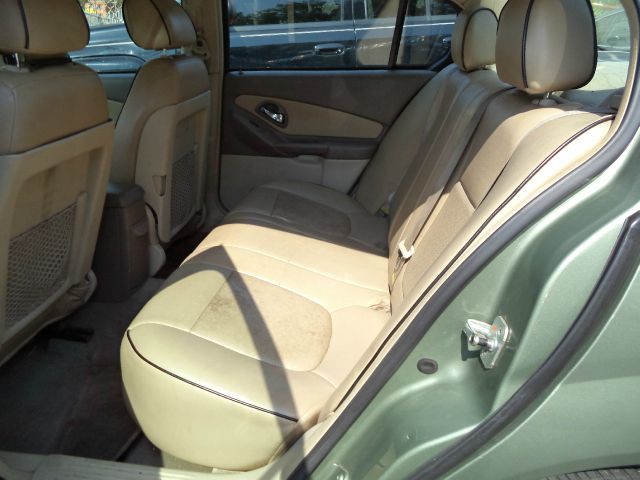 2005 Chevrolet Malibu Base