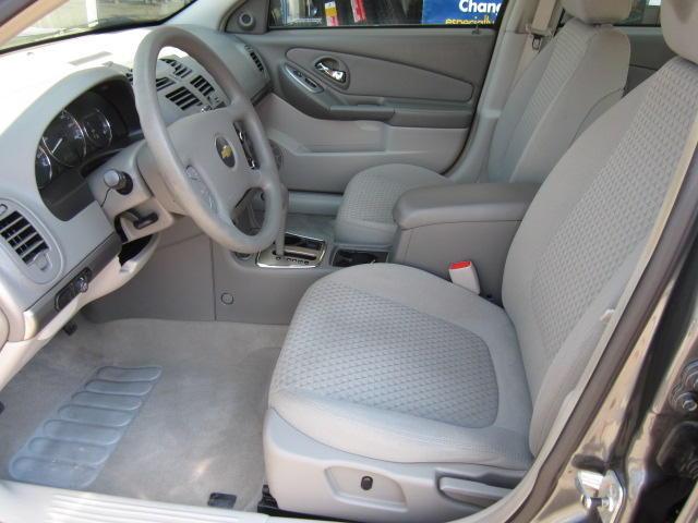 2006 Chevrolet Malibu 4dr Sdn SEL Sedan