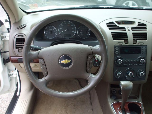 2007 Chevrolet Malibu 4dr Sdn I4 CVT 2.5 Sedan