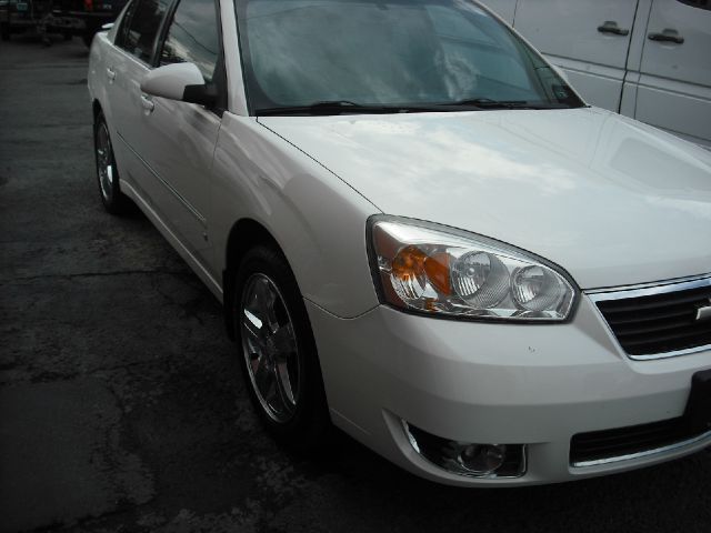 2007 Chevrolet Malibu Crew Cab 126.0 WB 4WD LT w/1L