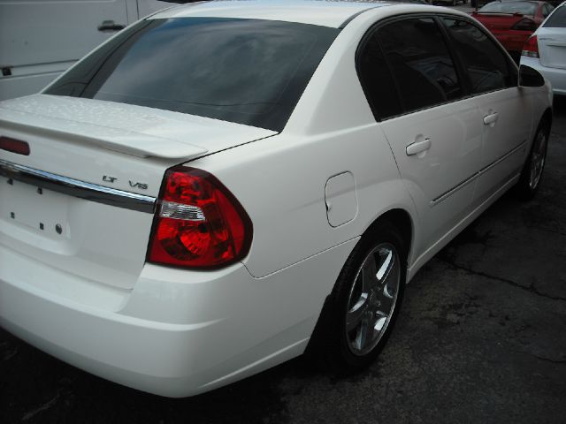 2007 Chevrolet Malibu Crew Cab 126.0 WB 4WD LT w/1L