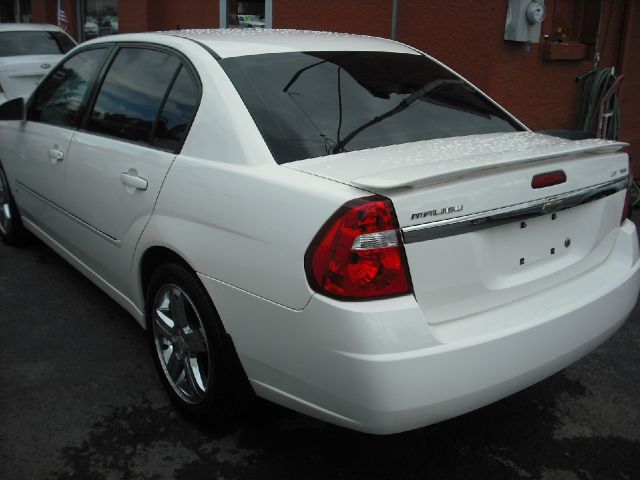 2007 Chevrolet Malibu Crew Cab 126.0 WB 4WD LT w/1L