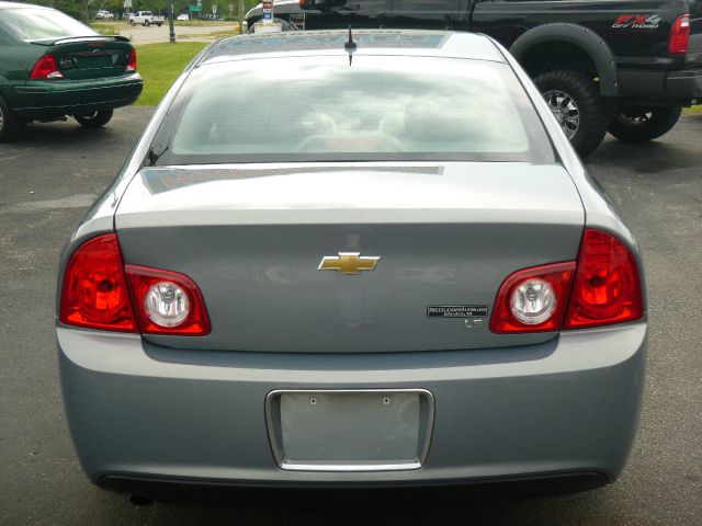 2008 Chevrolet Malibu Blk Ext With Silver Trin