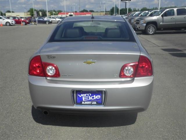 2008 Chevrolet Malibu 4dr Sdn 3.0L Luxury 4matic AWD