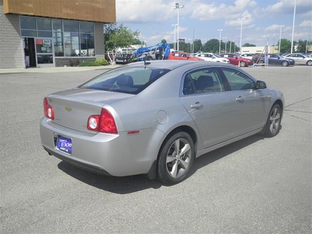 2008 Chevrolet Malibu 4dr Sdn 3.0L Luxury 4matic AWD