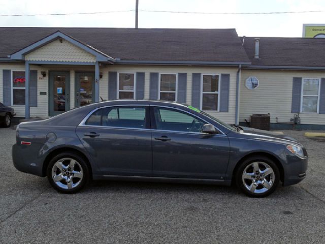 2009 Chevrolet Malibu 4dr Sdn I4 CVT 2.5 Sedan