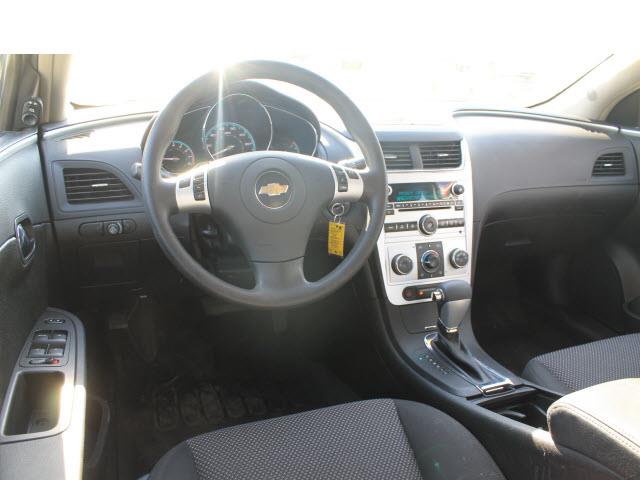 2009 Chevrolet Malibu 4dr Sdn I4 CVT 2.5 Sedan