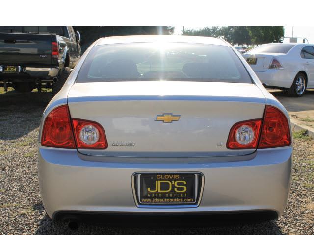 2009 Chevrolet Malibu 4dr Sdn I4 CVT 2.5 Sedan