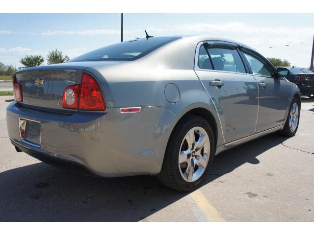 2009 Chevrolet Malibu 4dr Sdn I4 CVT 2.5 Sedan