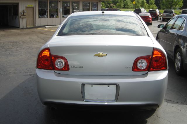 2009 Chevrolet Malibu C300 Sedan