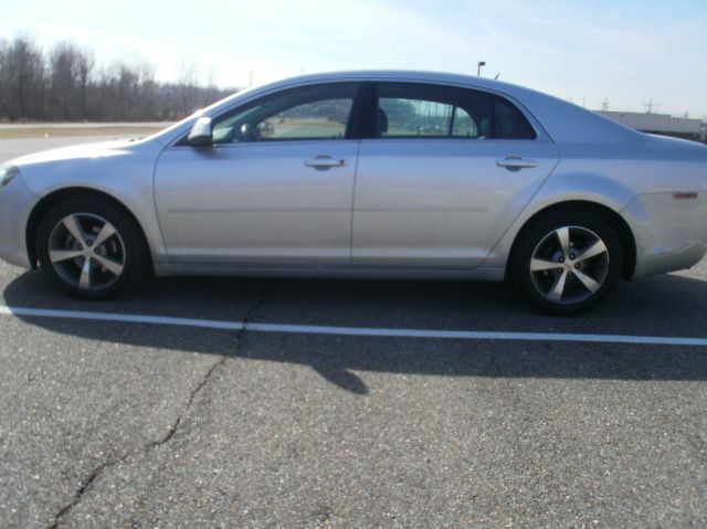 2009 Chevrolet Malibu C300 Sedan