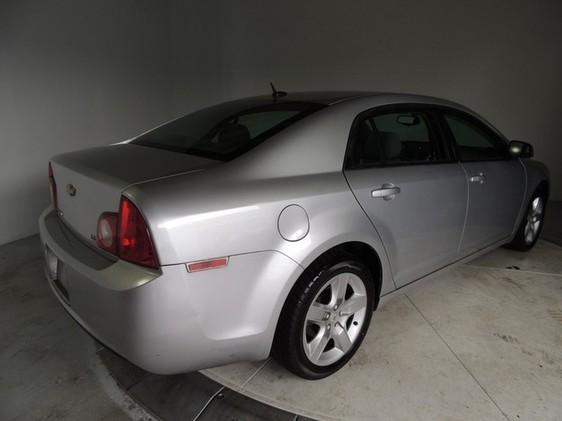 2009 Chevrolet Malibu Unknown