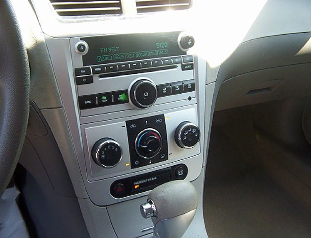 2009 Chevrolet Malibu Touring W/nav.sys