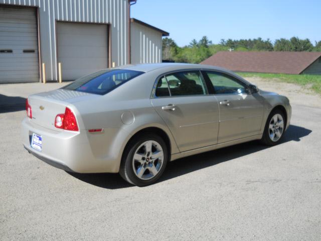 2009 Chevrolet Malibu 4dr Sdn I4 CVT 2.5 Sedan