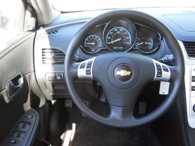 2009 Chevrolet Malibu 4dr Sdn I4 CVT 2.5 Sedan