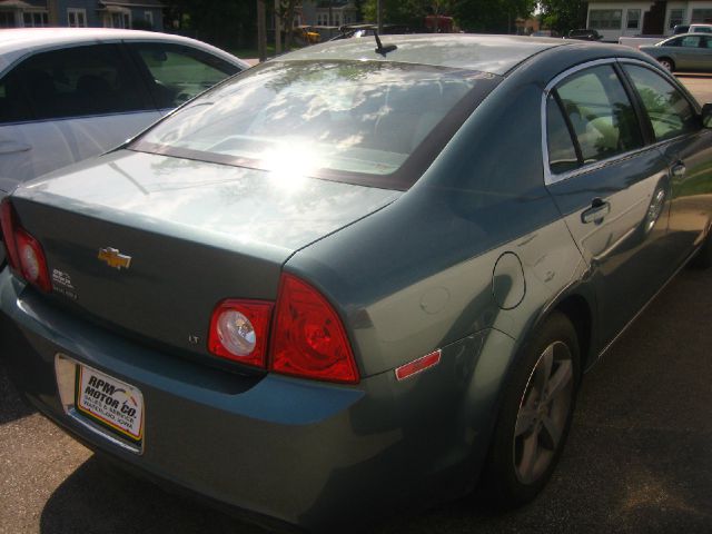 2009 Chevrolet Malibu 4dr Sdn I4 CVT 2.5 Sedan