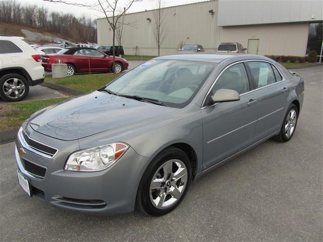 2009 Chevrolet Malibu 4dr Sdn I4 CVT 2.5