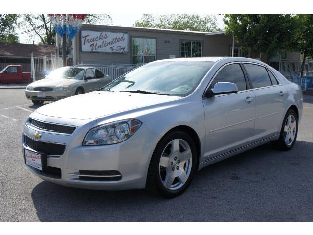 2009 Chevrolet Malibu C300 Sedan