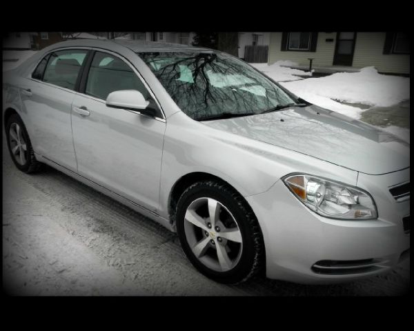 2009 Chevrolet Malibu 4dr Sdn I4 CVT 2.5 Sedan