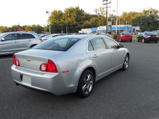 2010 Chevrolet Malibu 4dr Sdn I4 CVT 2.5