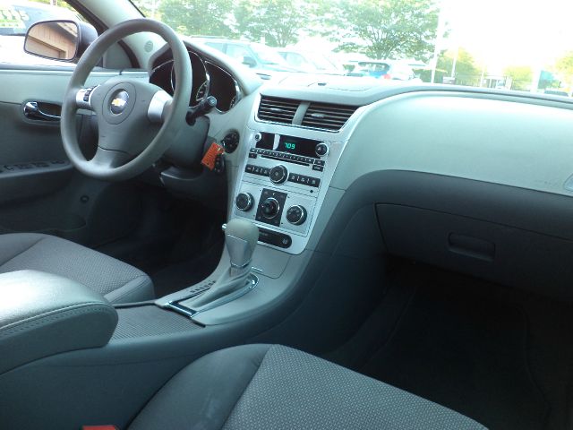 2010 Chevrolet Malibu Unknown