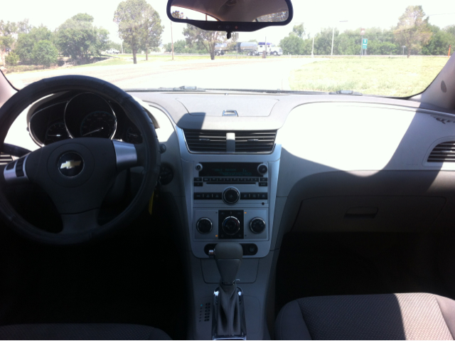 2010 Chevrolet Malibu Touring 4WD