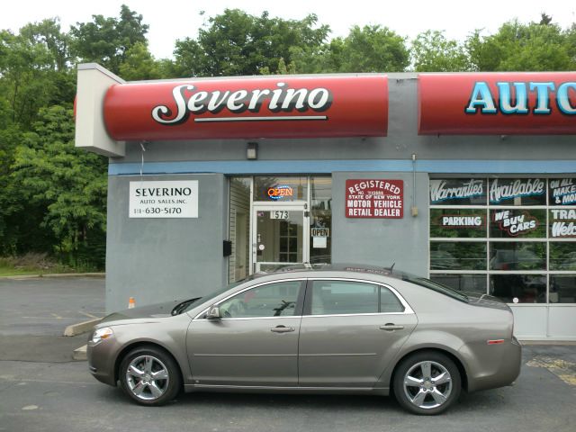 2010 Chevrolet Malibu 4dr AWD SUV