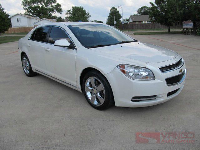 2010 Chevrolet Malibu 4dr AWD SUV