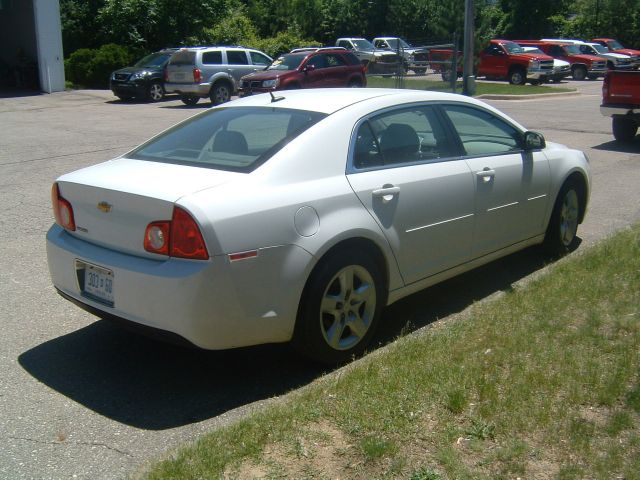 2010 Chevrolet Malibu Unknown