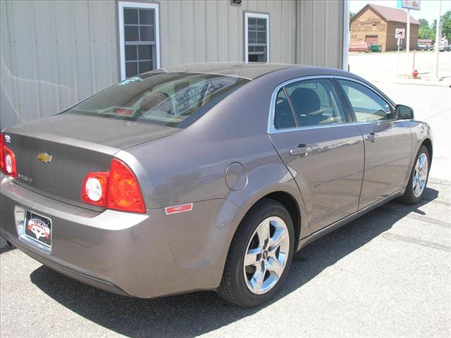 2010 Chevrolet Malibu 4dr Sdn I4 CVT 2.5