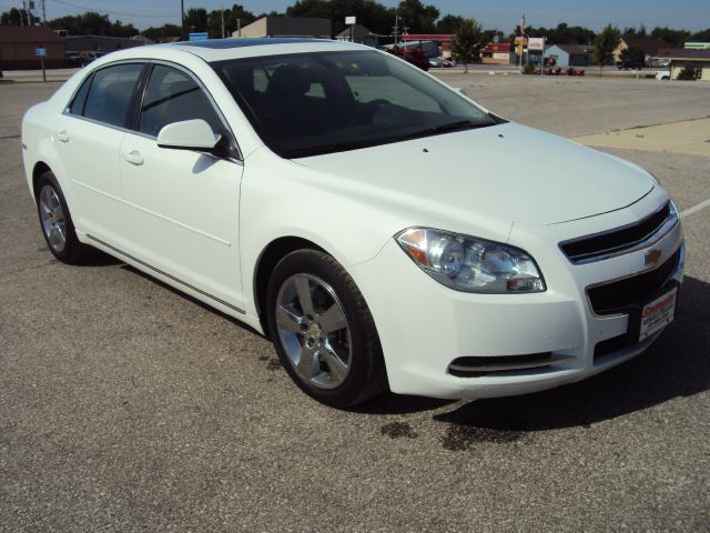 2010 Chevrolet Malibu 4dr AWD SUV