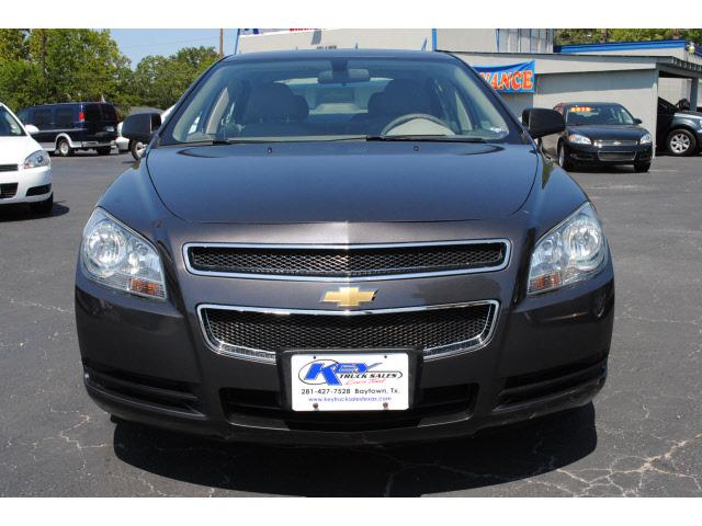 2010 Chevrolet Malibu XLT Model