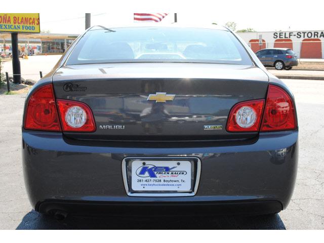 2010 Chevrolet Malibu XLT Model