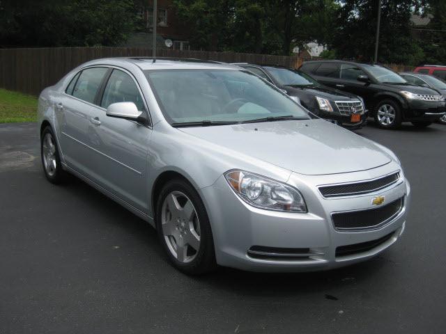 2010 Chevrolet Malibu 4dr AWD SUV