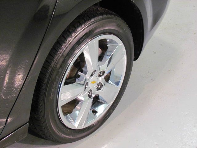 2010 Chevrolet Malibu 4dr AWD SUV