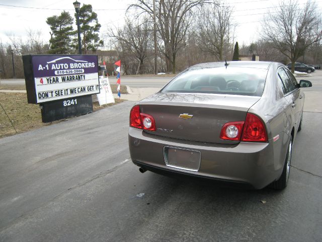 2010 Chevrolet Malibu Supercab XL