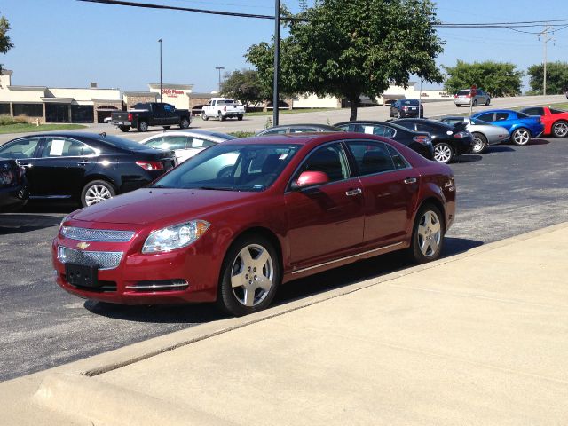 2010 Chevrolet Malibu 4dr AWD SUV