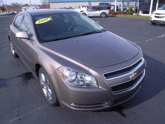 2010 Chevrolet Malibu 4dr Sdn I4 CVT 2.5