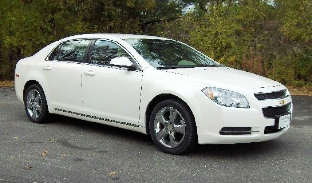 2010 Chevrolet Malibu 4dr AWD SUV