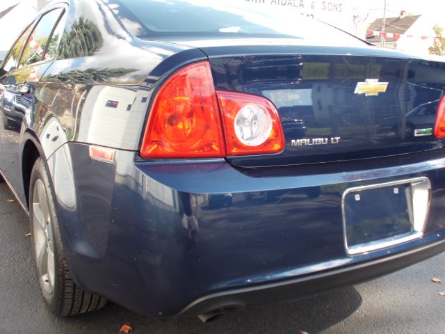 2011 Chevrolet Malibu Supercab XL