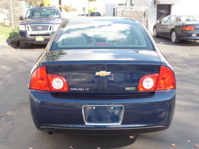 2011 Chevrolet Malibu Supercab XL