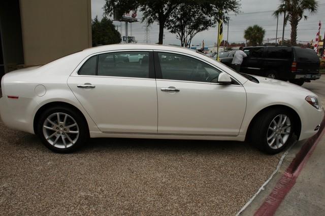 2011 Chevrolet Malibu SLE SLT WT