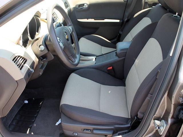 2011 Chevrolet Malibu 4dr Sdn I4 CVT 2.5