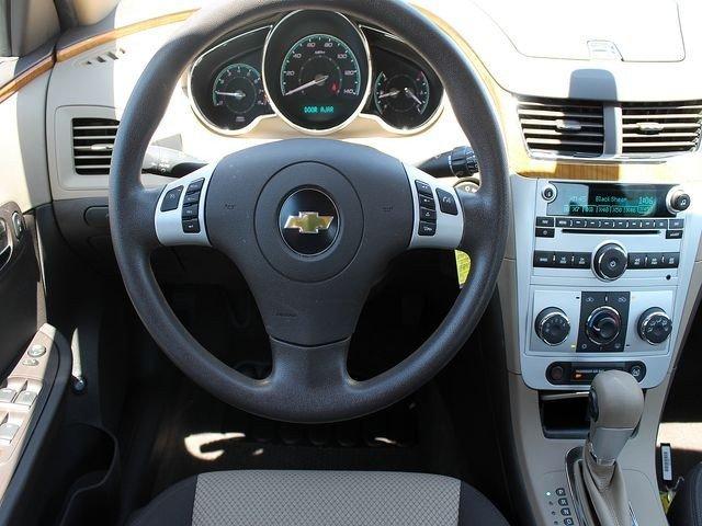 2011 Chevrolet Malibu 4dr Sdn I4 CVT 2.5