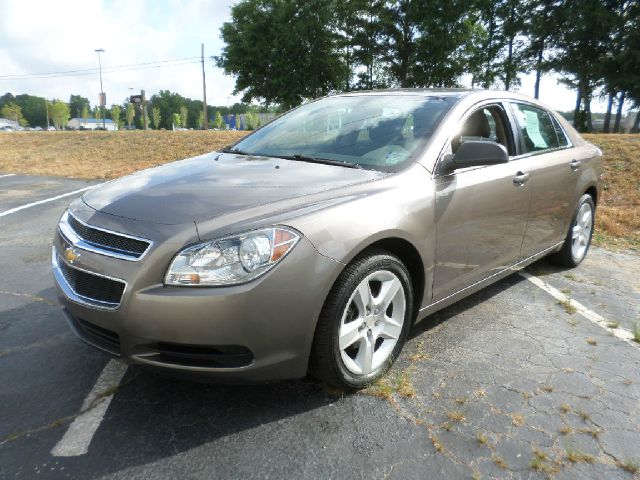 2011 Chevrolet Malibu LS NICE