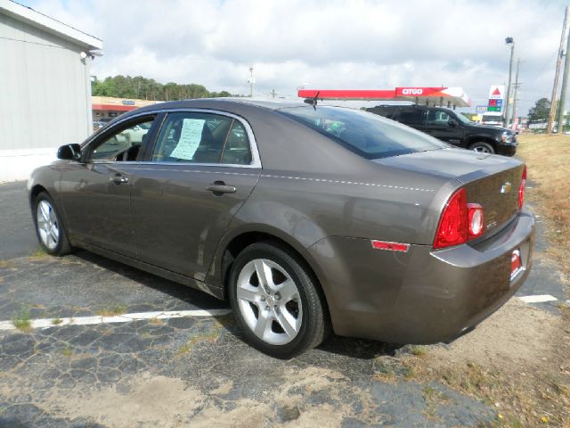 2011 Chevrolet Malibu LS NICE