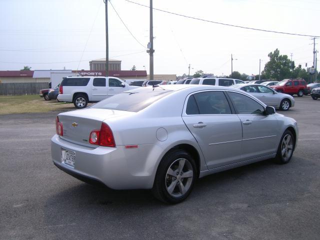 2011 Chevrolet Malibu 4dr Sdn I4 CVT 2.5